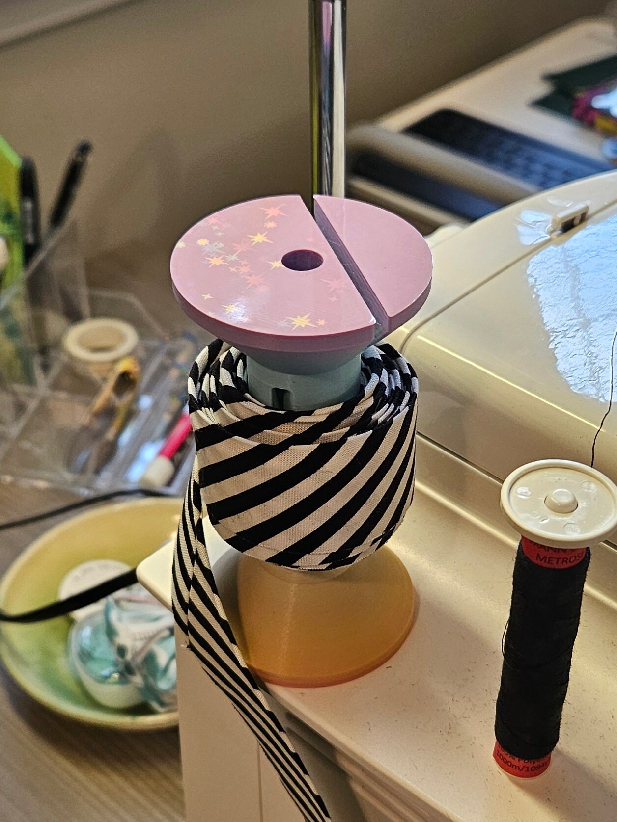 Wife's Favorite Quilt Binding Spool Holder, Quilting & Sewing Accessories, DIY 3D Printed Supplies, Custom Gift
