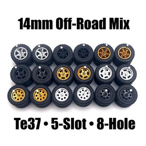 Todoterreno de 14 mm, mezcla aleatoria, todos los estilos (juego de 10 unidades), escala 1/64 con neumáticos de goma