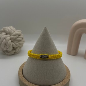 Bracelet catholique catholique en nylon jaune/argenté réglable adulte fait main