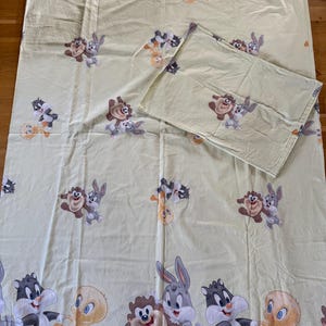 Vintage looney toons bedding