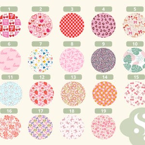 K&ouml;nnte beinhalten: Ein Set mit 19 digitalen Papierdesigns mit verschiedenen Mustern, darunter Herzen, Schleifen, Sterne, Karos, Blumen und Punkte. Die Designs sind in Rosa, Rot, Blau, Gr&uuml;n und Wei&szlig;.