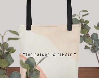 Strong Women AOP Tote Bag Empowering Feminist Quote over duurzaam, milieuvriendelijk en inspirerend accessoire Perfect cadeau voor haar