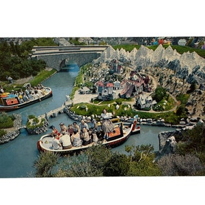 Vintage 1960s Disneyland Postkarten - Walt Disney Produktionen - Märchenbuch Land Pinocchio Dorf - Unbenutzt