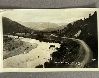 Vintage echte fotopostkaart uit 1932 uit Roseburg, Oregon met een ZELDZAME George Washington-stempel van paars of violet uit 1932