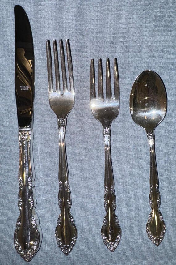 Oneida Heirloom Sterling Silver Flatware Grandeur, Settings, 32