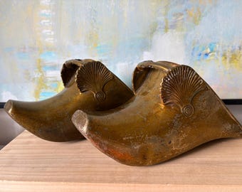 Antique Brass Conquistador Stirrups