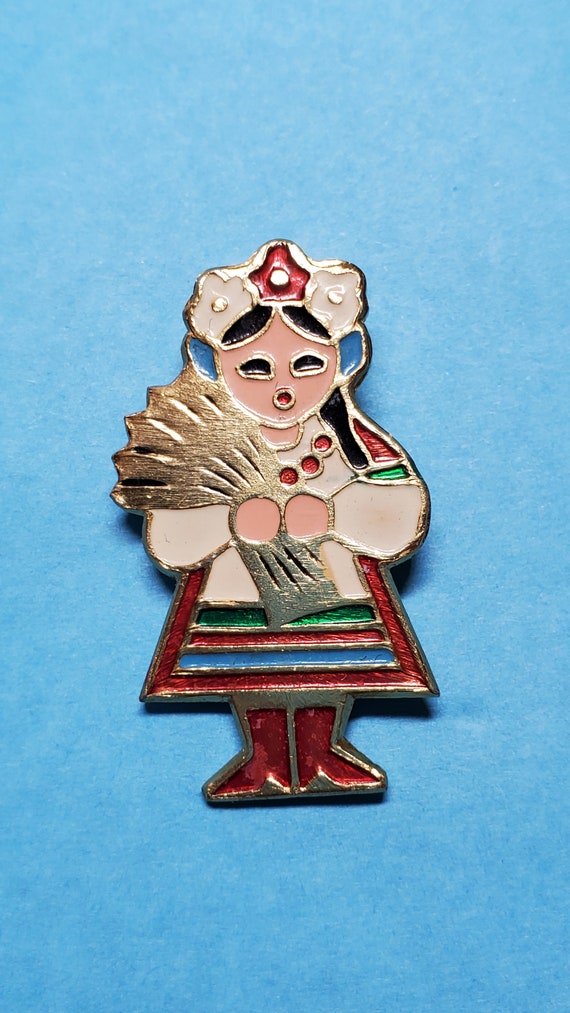 Vintage Ukrainian Woman National Pin