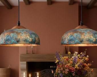 Set van 2 koperen hanglampen | Handgemaakte Hanglamp Duo | Gepatineerde plafondlamp | Boho keukeneilandverlichting | Marokkaans lampenpaar