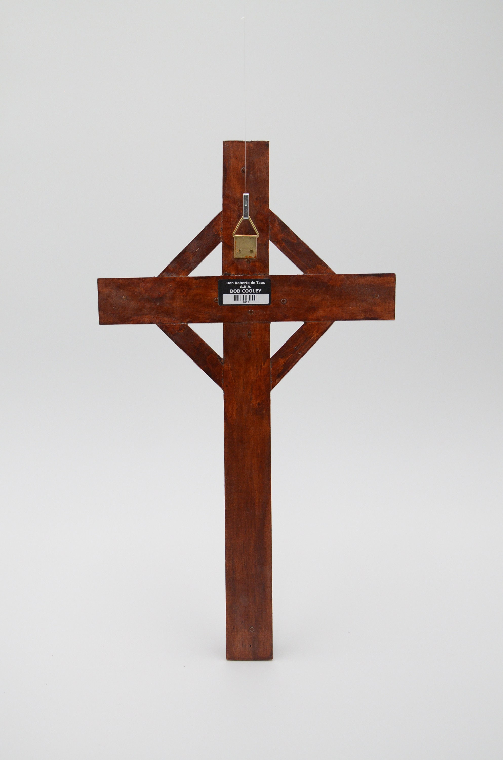 手彫りの木製十字架 14.75 x 8-1/2
