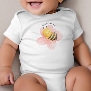 Cute Sleeping Bee Bodysuit, Adorable Baby Bodysuit with Bee, Baby Shower Gift Bodysuit, Bee Baby Outfit, Gender Neutral Baby Clothes