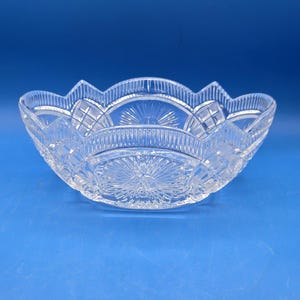 Vintage Cut Crystal Bowl, Elegant Handcrafted Glassware, Decorative Centerpiece or Serving Bowl, Perfect Gift for Home Decor Lovers