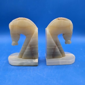Vintage Onyx Horsehead Bookends: Hand Carved Equestrian Decor