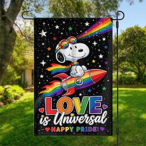 Bandera de jardín "El amor es universal", decoración de jardín arcoíris, bandera LGBTQ de Snoopy, arte de jardín para el mes del orgullo