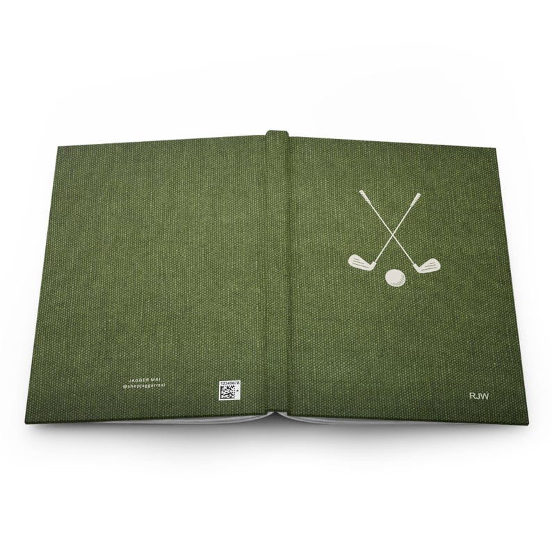 K&ouml;nnte beinhalten: Ein gr&uuml;nes Hardcover-Buch mit einem wei&szlig;en Golfclub- und Ball-Design auf dem vorderen Umschlag. Das Buch tr&auml;gt den Text "RJW" in der unteren rechten Ecke des Umschlags.