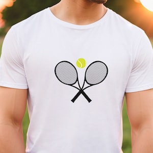 Tennis-T-Shirt, Tennis-Geschenk, Sportler-T-Shirt, Wimbledon-Geschenk, Tennis-Trainer-T-Shirt, persönliches Sportgeschenk, nettes Geschenk für Tennis