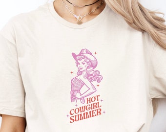 Retro Cowgirl T-shirt: Vintage Western Tee, Nashville Gift