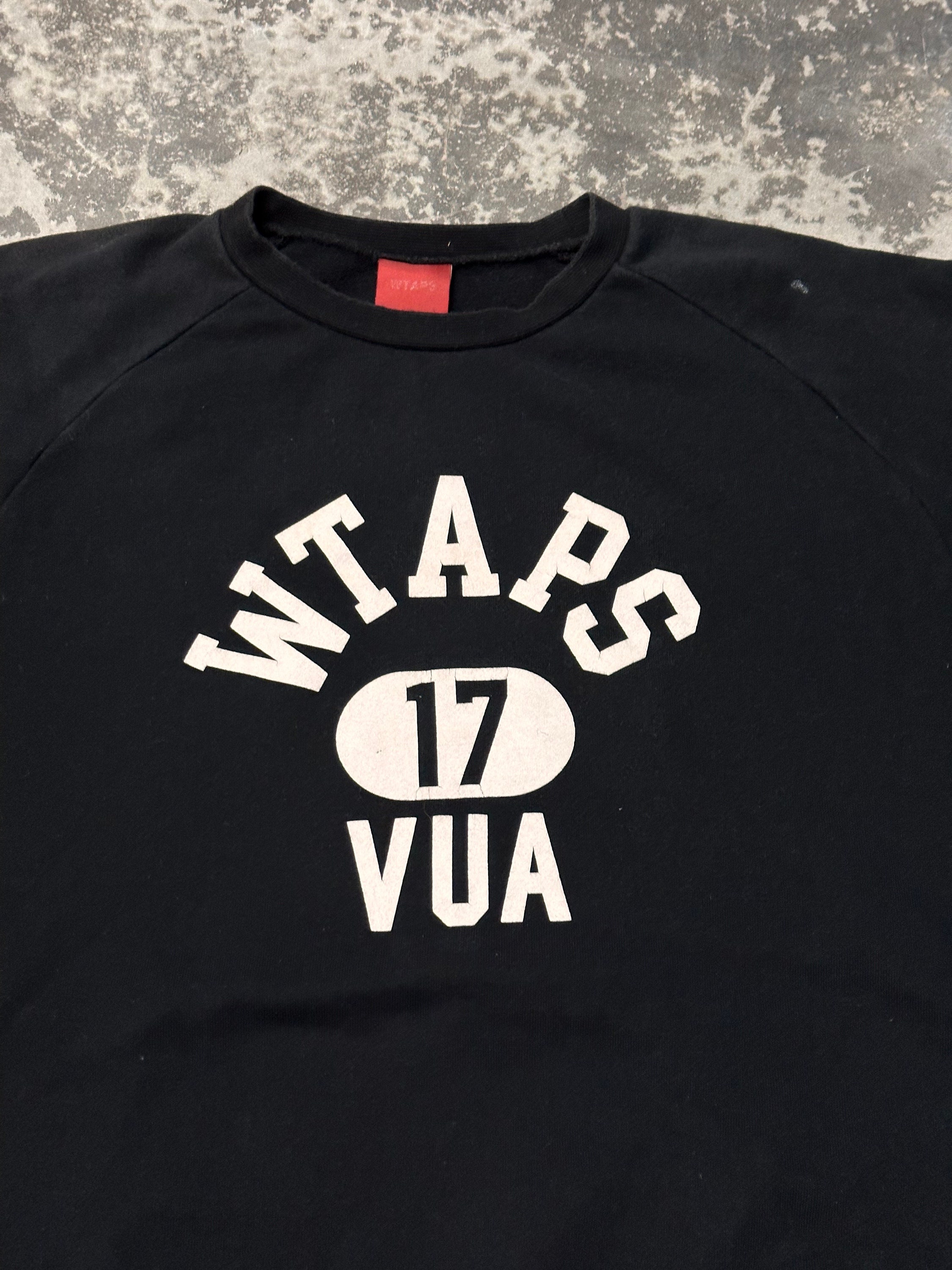 Vintage WTAPS Hoodie Sweatshirt Japanese Brand Designer Vintage WTAPS Hoodie Sweatshirt Japanese Brand Designer