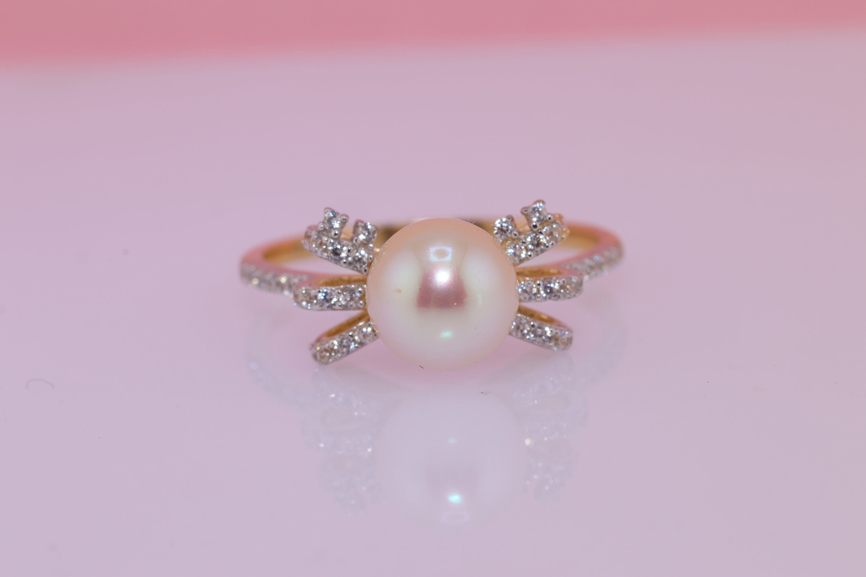 14K Gold Pearl Ribbon CZ Ring / Minimalist Freshwater Pearl
