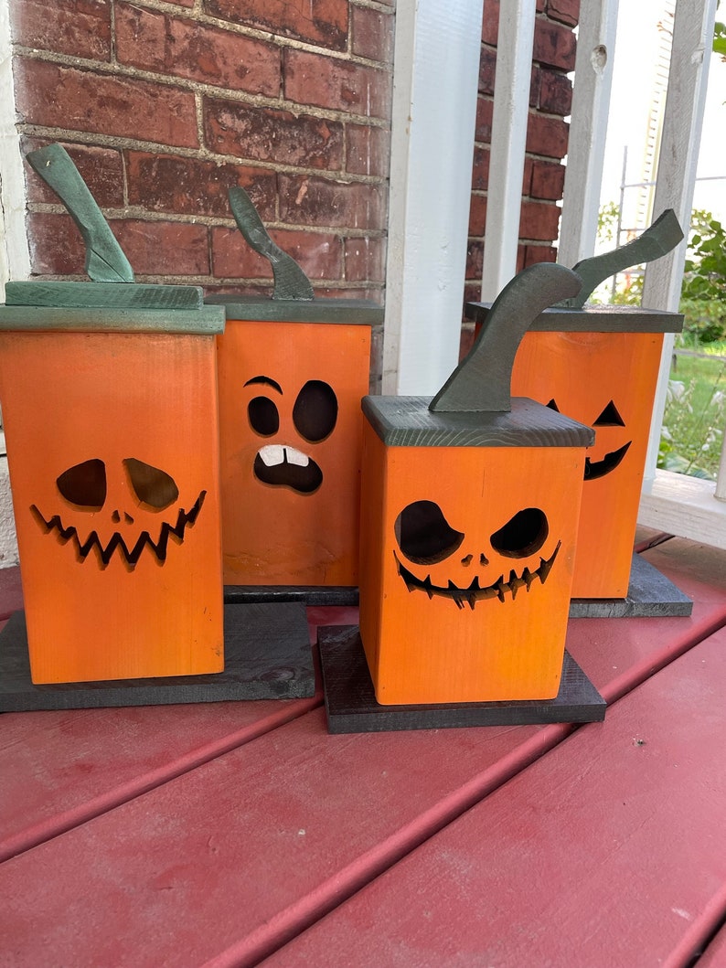 Handmade Cedar Wooden Jack-o'-lanterns | Light up Jack O Lanterns ...