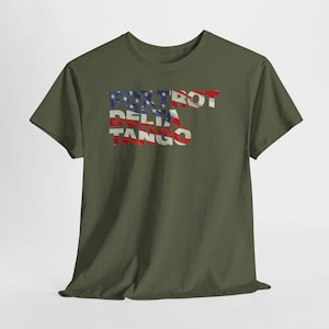 T-shirt alphabet phonétique anti-Trump : rébellion politique sarcastique