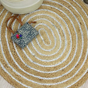 Natural Jute Round Rug 4x4 7x7 9x9 ft Beige & White Braided Area Rug, Farmhouse Living Room Carpet, Outdoor Patio Mat, Boho Rug Home Decor