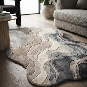 Tapis en laine tufté à la main, forme abstraite irrégulière avec velours sculpté