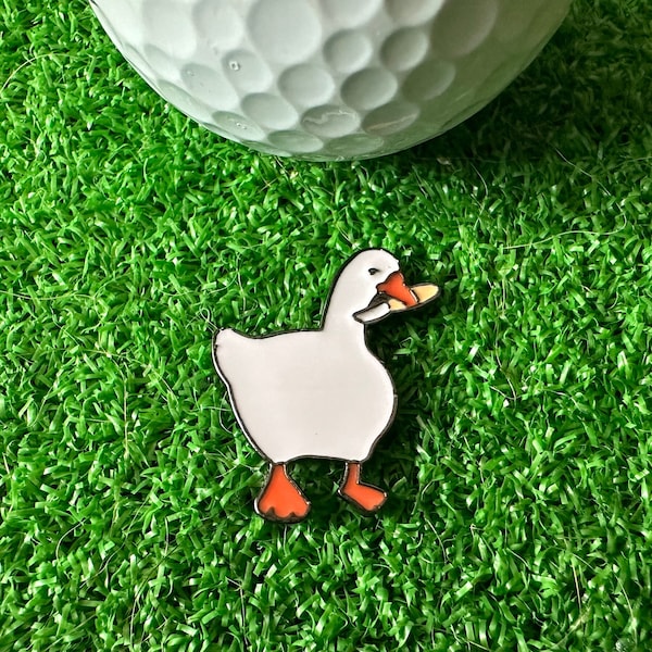 Cute goose with knife Golf Ball Marker - Golf Accessory  Awesome Golf Gift Idea, Boyfriend Golf, Husband Golf, Dad Golf, Christmas Gift