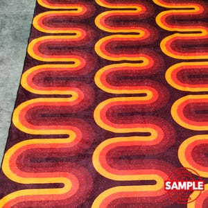 Groovy 70s Rug: Psychedelic Wavy Design image 3