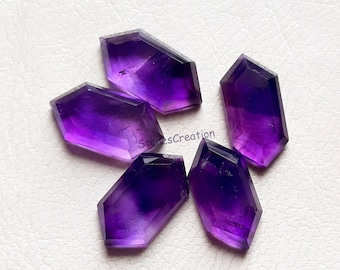 Pietra preziosa di ametista a forma di fantasia con taglio a rosa - Pietra preziosa di ametista naturale a forma di fantasia, lotto di 5 pezzi per la creazione di gioielli, pendente, anello