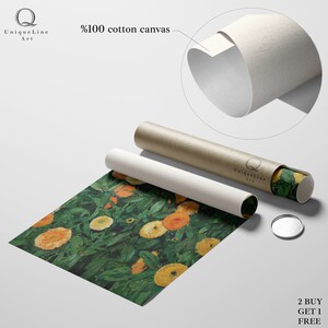 K&ouml;nnte beinhalten: Ein gerollter Leinwanddruck eines Gem&auml;ldes, das ein Feld mit gelben Blumen und gr&uuml;nen Bl&auml;ttern zeigt. Die Leinwand ist aufgerollt und wird gerade ausgerollt. Die Leinwand ist mit dem Text "Uniquelin Art" beschriftet. Der Text "%100 cotton canvas" ist ebenfalls sichtbar. Der Text "2 BUY GET 1 FREE" ist in der unteren rechten Ecke des Bildes sichtbar.