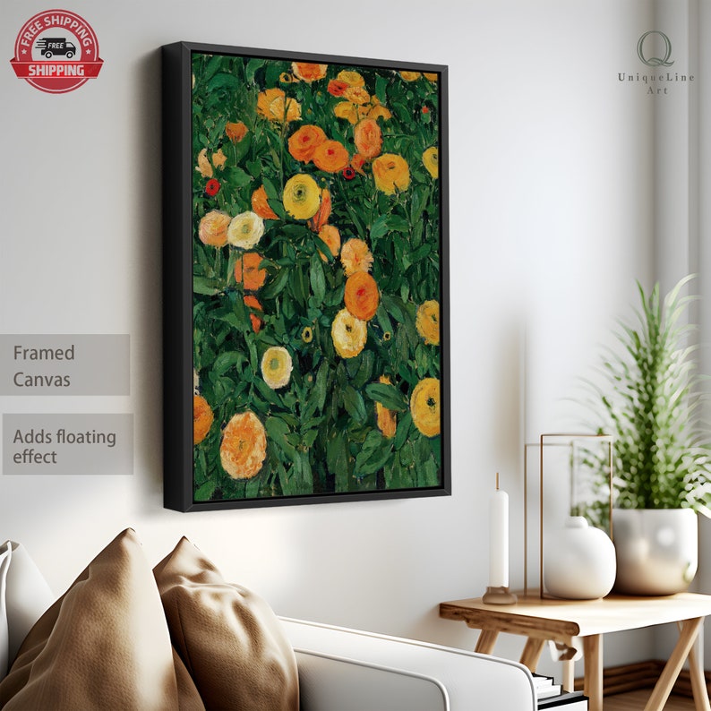 K&ouml;nnte beinhalten: Gerahmter Leinwanddruck eines Gem&auml;ldes mit einem Feld aus gelben und orangefarbenen Blumen mit gr&uuml;nen Bl&auml;ttern. Das Gem&auml;lde ist in Schwarz gerahmt.