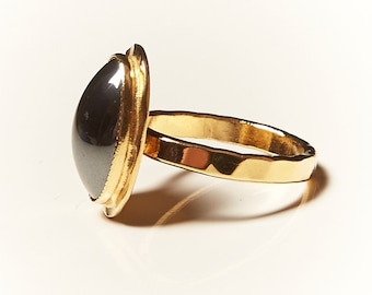 Gold-plated hematite ring hematite jewel hammered ring designer ring handmade jewel