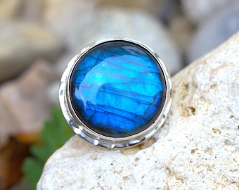Silver ring with a natural blue labradorite jewelry labradorite customizable ring adjustable ring