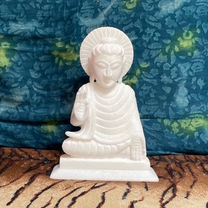 Marble handmade Buddha statue, white Marble lord Buddha 17cm statue for home Decor office Decor buddha idol