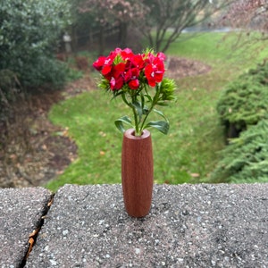 Bud Vase Torpedo image 2