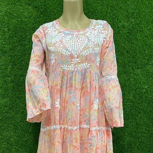 Rosa Chikankari Kleid, mal mal Print Stoff mit schönen Schlag. Weich und angenehm zu tragen. Chikankari Kleid, rosa Kleid, Geschenk für Sie