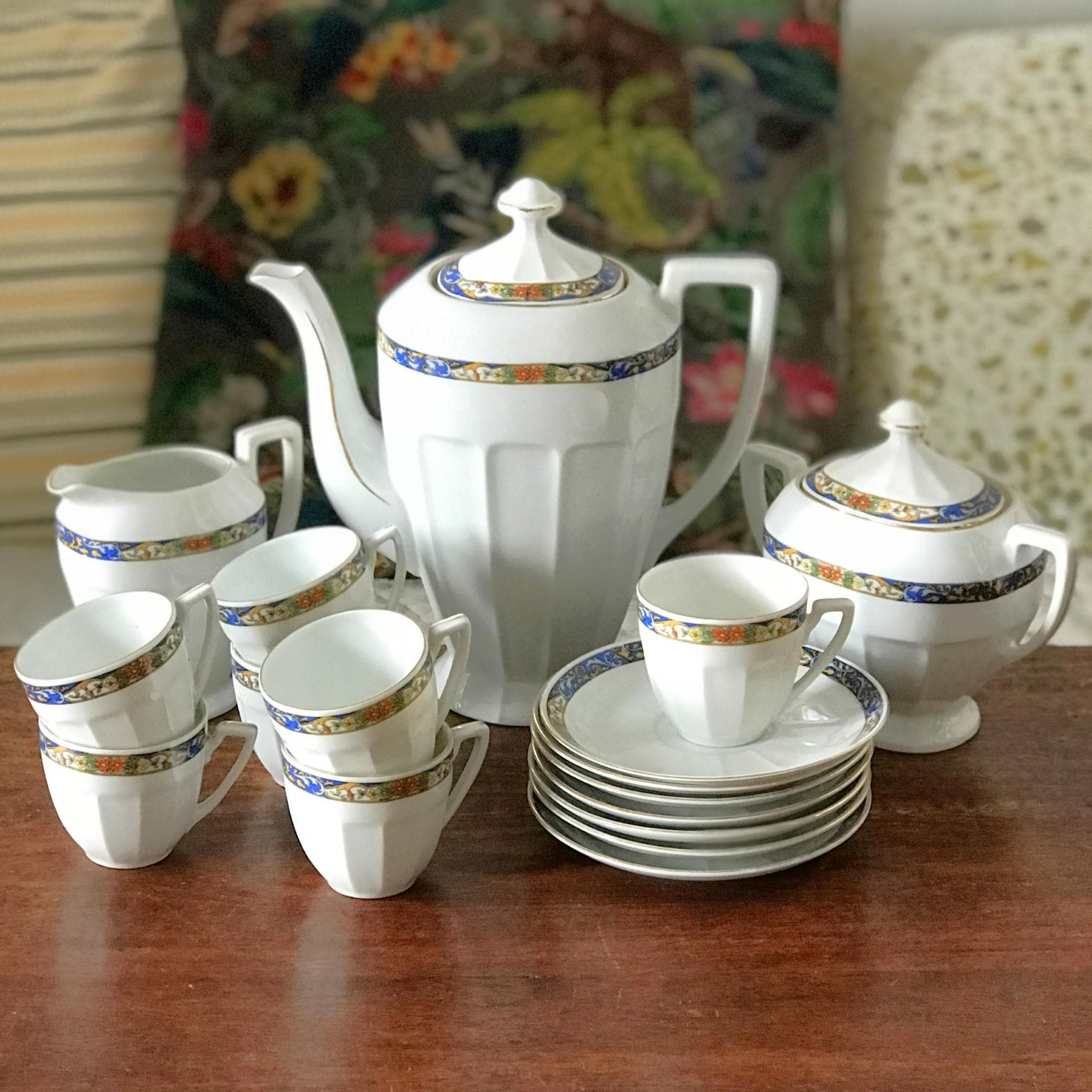 チェコスロバキア VICTORIA China ヴィンテージ カップ ＆ ソーサー 食器 ヴィクトリア 陶器 コーヒーカップ ビンテージ モダン 93141 アンティーク愛好家必見！VICTORIAのカップ＆ソーサーセット