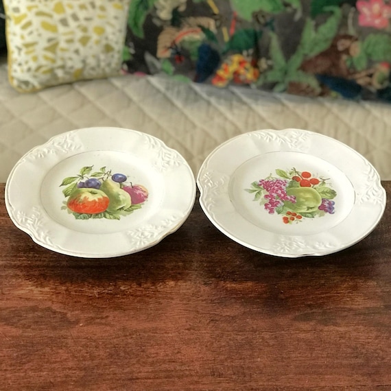 Lot De 2 Assiettes Vintage Décoratives - Motif Coeurs Rose - Céramique