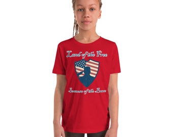 Land van de vrijen, vanwege het dappere schildshirt, militaire waardering, onafhankelijkheidsdag, Amerikaans patriottisch, Amerika, VS, jeugdshirt