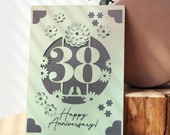 Tarjeta SVG para el 38.º aniversario: plantilla para tarjeta con inserto floral para Cricut y Silhouette; diseño en capas para corte de papel; descarga digital para proyectos DIY.