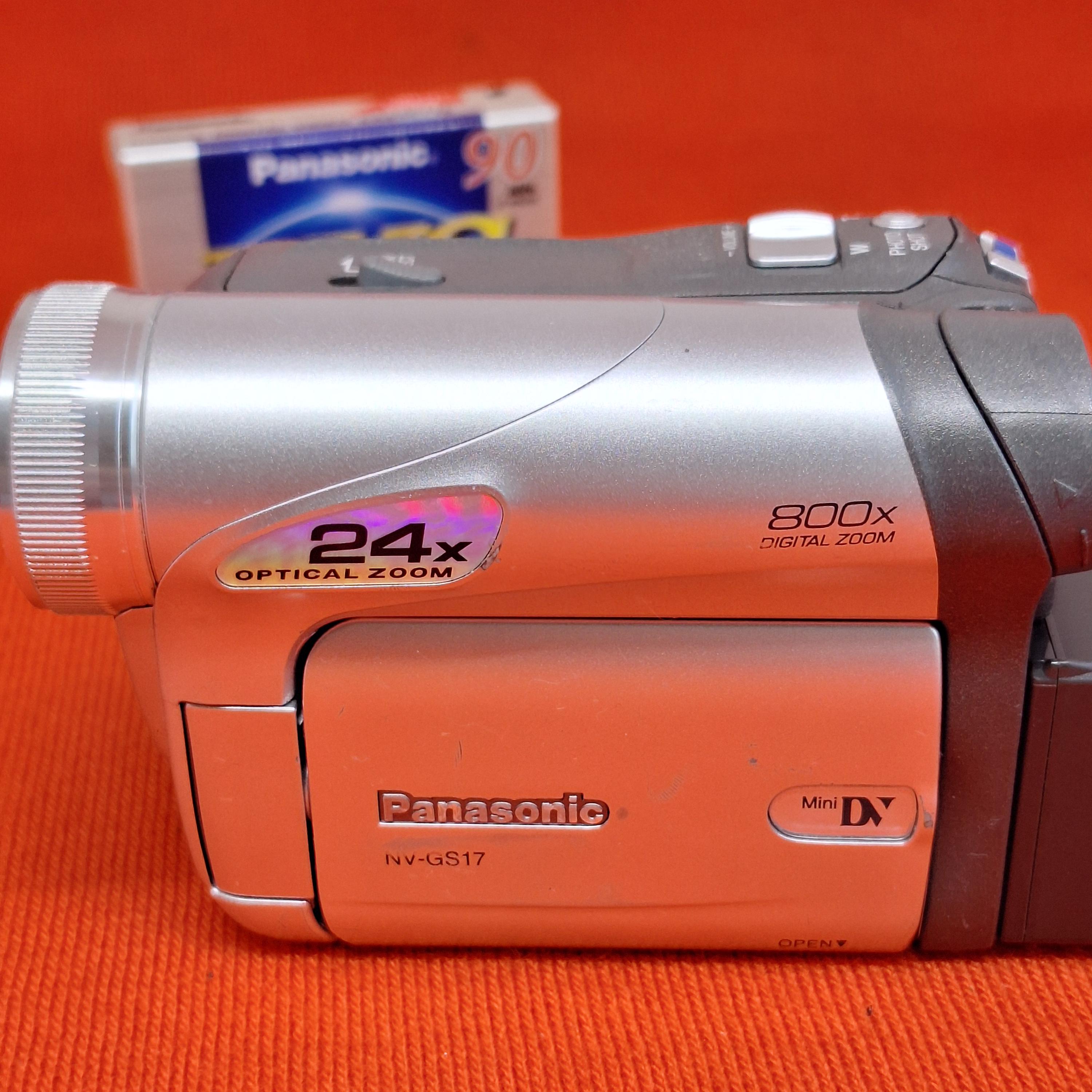 Panasonic NV-GS17 Minidv Camcorder – 24x Optical Zoom – Vintage
