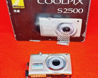 Nikon Coolpix S2500 Digital Camera