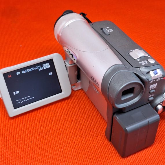 Panasonic NV-GS17 Minidv Camcorder – 24x Optical Zoom – Vintage