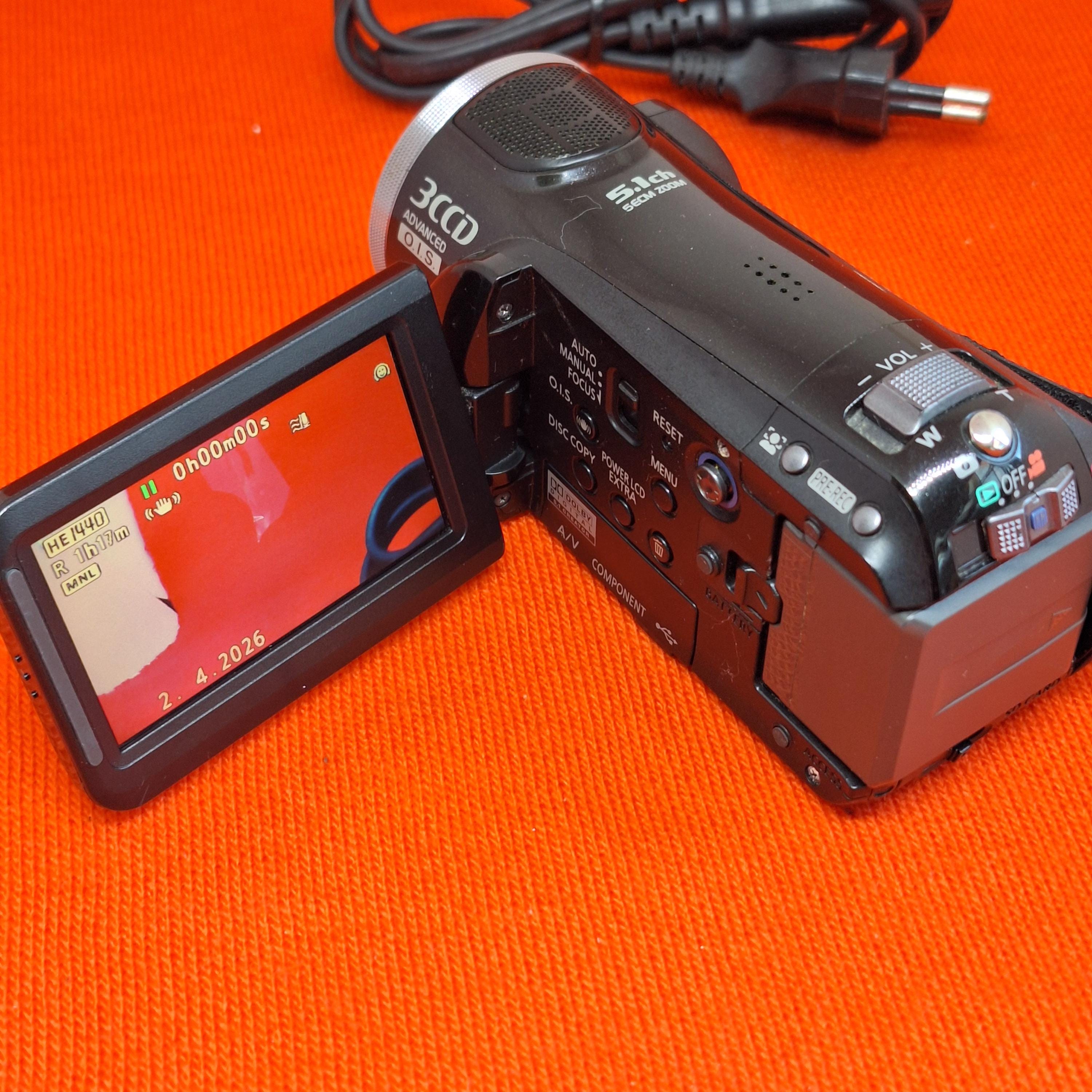 Panasonic HDC‑SD9 Full HD Camcorder – 3CCD Leica Lens – Vintage HD
