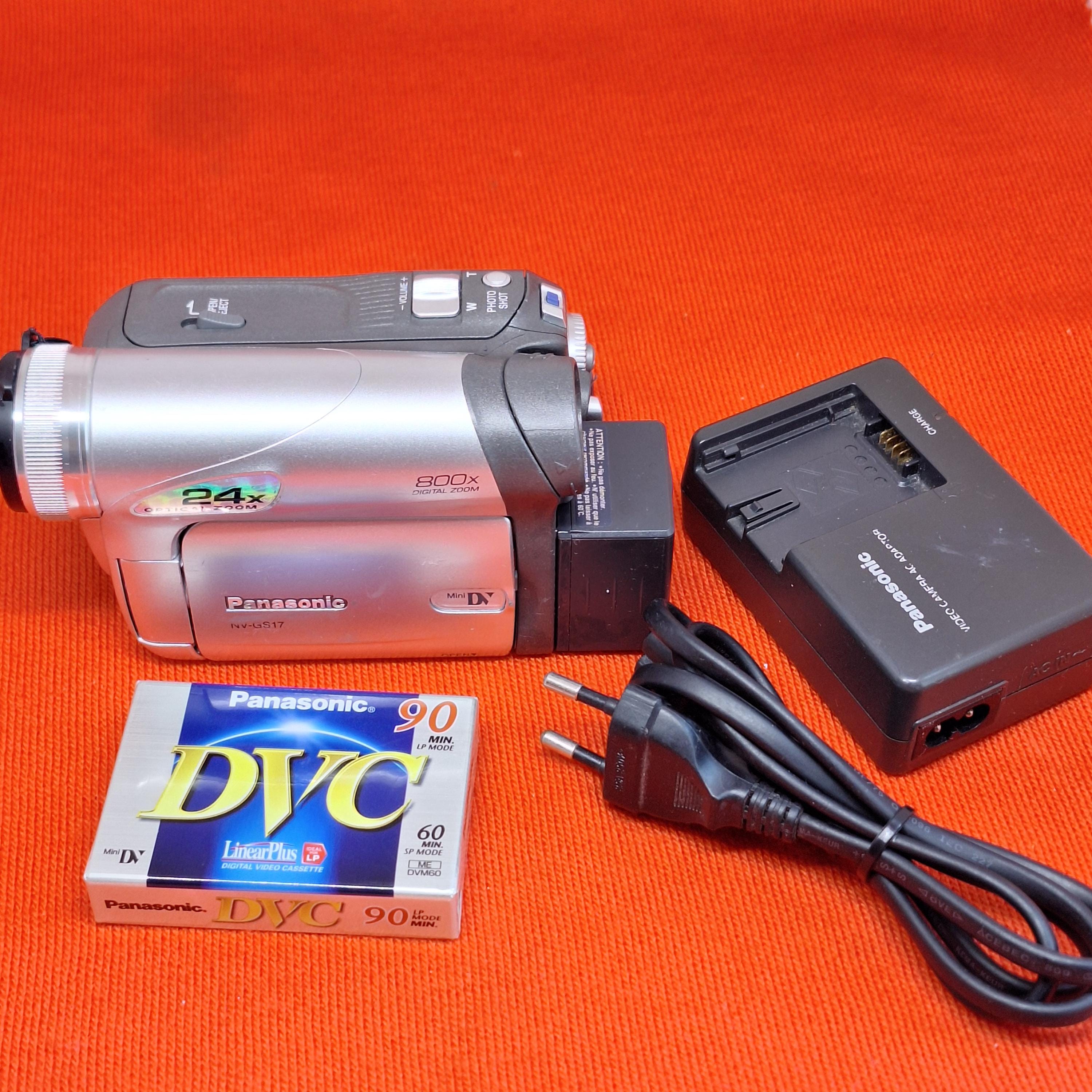 Panasonic NV-GS17 Minidv Camcorder – 24x Optical Zoom – Vintage