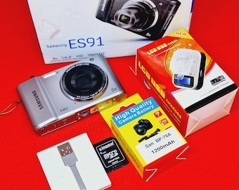 SAMSUNG ES91 Digital Camera - 14 MP - 5X Zoom