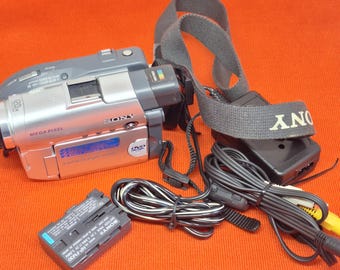 Sony DCR-DVD810 Handycam Camcorder - Etsy