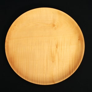 Prato plano em madeira Ondulada Maple, 25cm, madeira nobre de qualidade alimentar