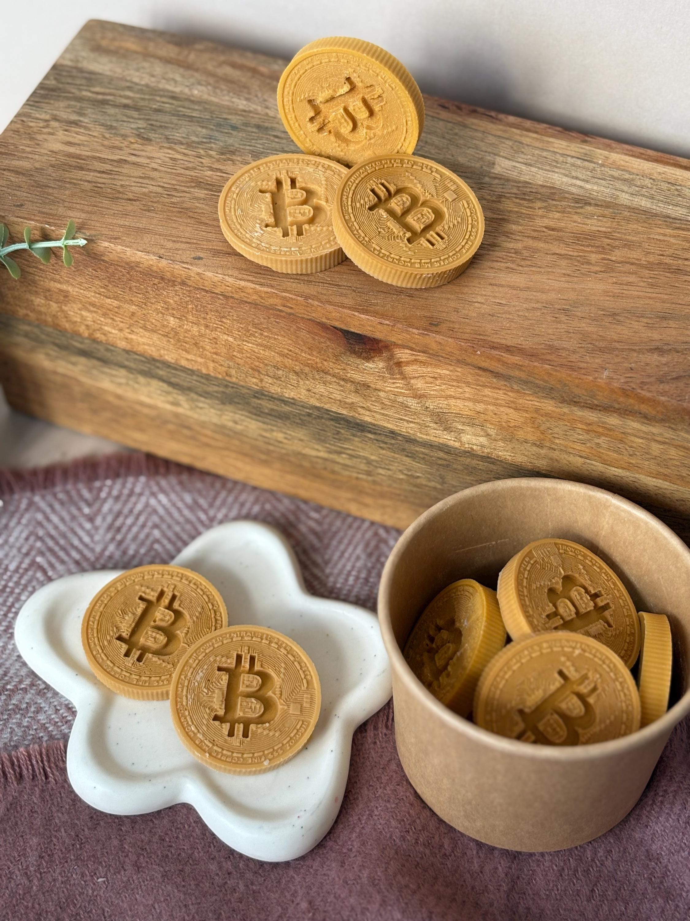 Bitcoin Wax Melts 12oz | Decorative | Handmade Novelty Unique Food  Lookalike Gifts - Etsy