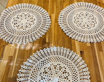 Handmade crochet placemats. Perfect for any occasion. dinnerware sets. / Dining room table mat / living room decoration